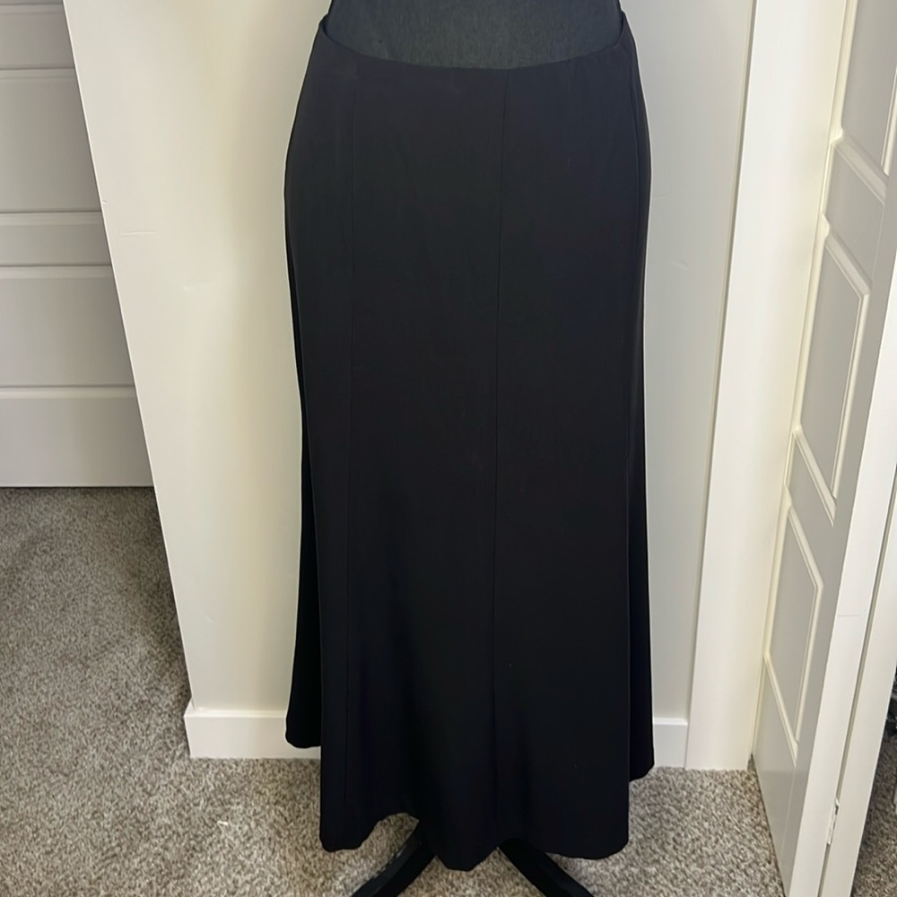 East 5th tulip bell western bohemian witchy style maxi skirt black size 12